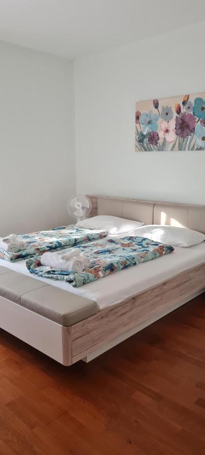 Ankin Dvor Villa Galovac  Esterno foto