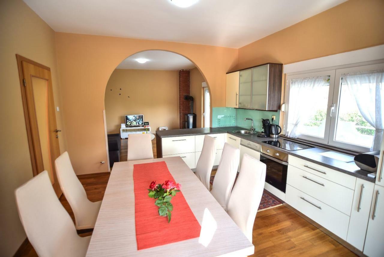 Ankin Dvor Villa Galovac  Esterno foto