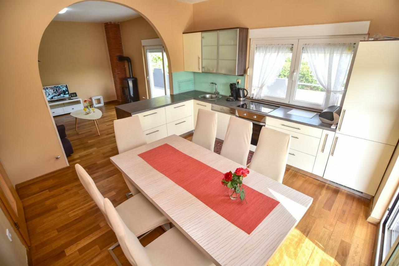 Ankin Dvor Villa Galovac  Esterno foto